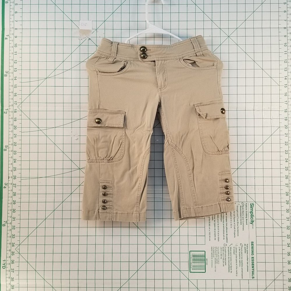 Sideout Youth Cargo Shorts Size 8